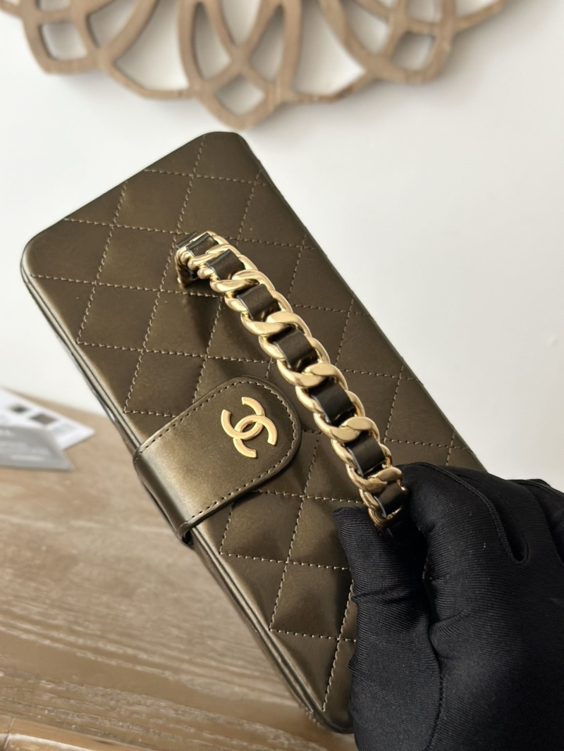 Ch**el cosmetic bags